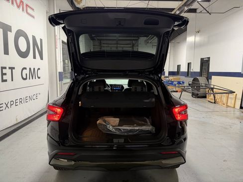 New 2026 Chevrolet Trax ACTIV w/ Driver Confidence Package FWD image 33