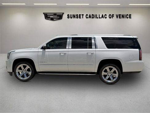 Used 2020 GMC Yukon XL Denali w/ Open Road Package AWD/4WD image 5