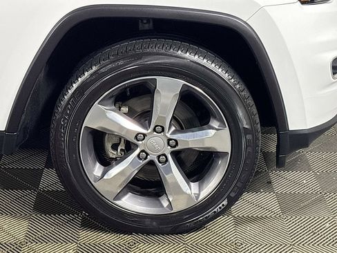 Used 2022 Jeep Grand Cherokee Limited AWD/4WD image 24