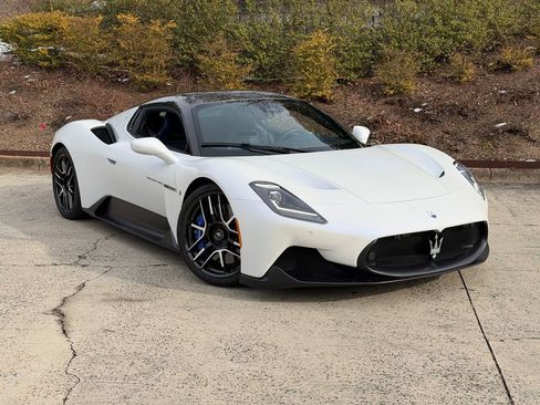 Used 2023 Maserati MC20 image 1