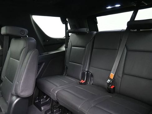 Used 2023 Chevrolet Tahoe LT w/ Luxury Package AWD/4WD image 19