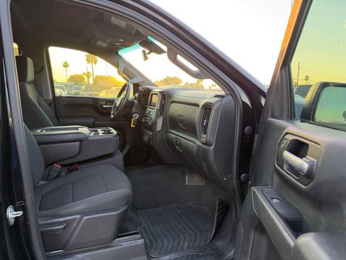 Used 2020 Chevrolet Silverado 1500 Custom AWD/4WD image 27