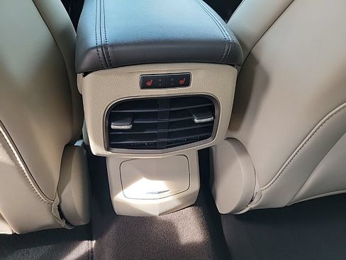 Used 2020 Lincoln MKZ Reserve w/ Elements Package FWD image 9