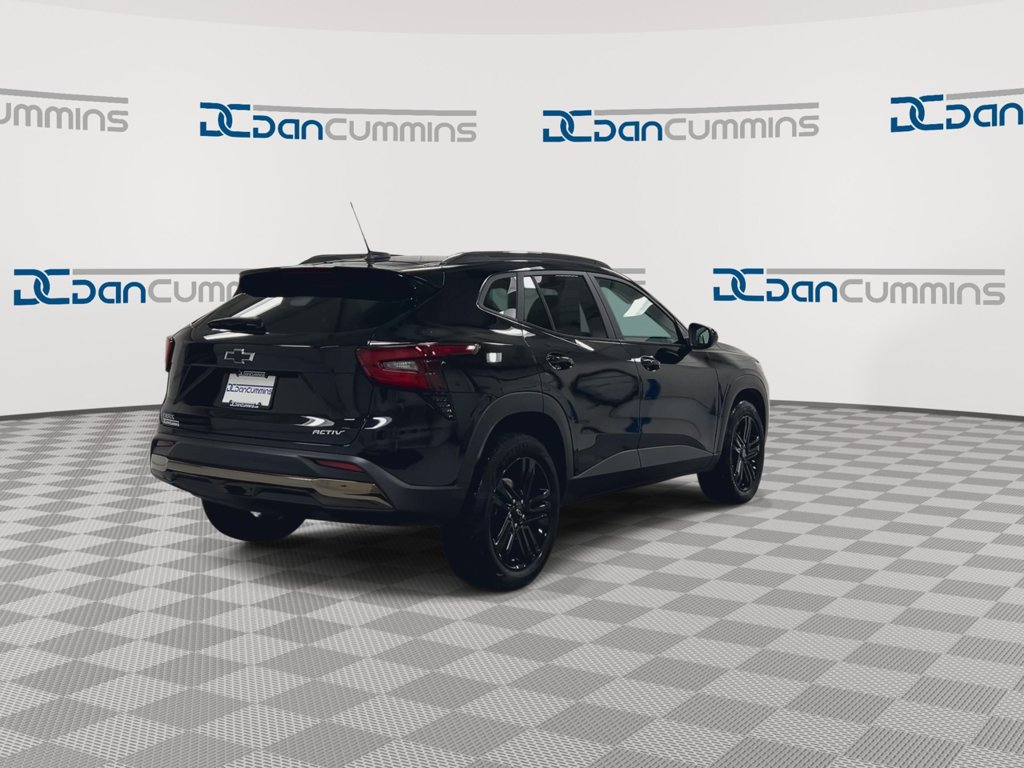 Used 2025 Chevrolet Trax ACTIV w/ Driver Confidence Package FWD image 8