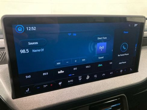 Used 2025 Ford Maverick XLT w/ XLT Luxury Package image 3