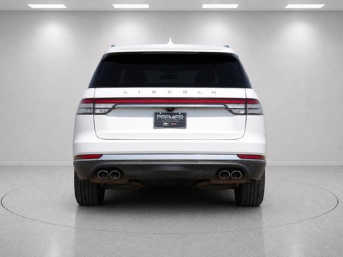 Used 2020 Lincoln Aviator Reserve w/ Equipment Group 202A AWD/4WD image 4