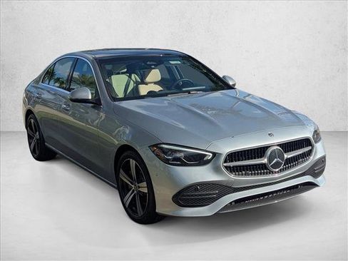 Used 2025 Mercedes-Benz C 300 Sedan image 3