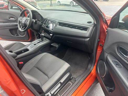 Used 2019 Honda HR-V EX image 21