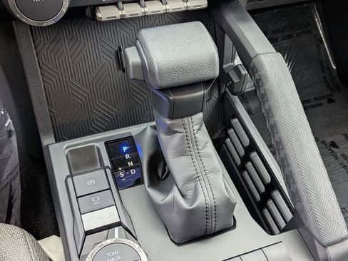 New 2026 Toyota 4Runner SR5 image 18