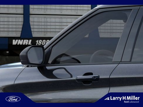 New 2026 Ford Explorer Active w/ Active Comfort Package image 20