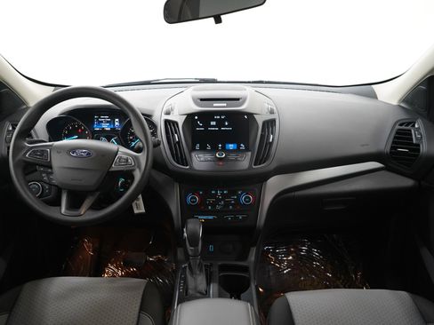 Used 2018 Ford Escape SE w/ SE Sync 3 Package AWD/4WD image 13