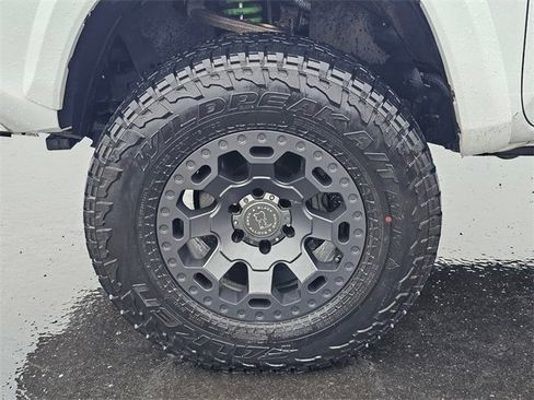 Used 2019 Toyota Tacoma SR5 image 8