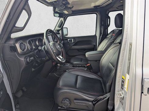 Used 2022 Jeep Gladiator Rubicon w/ Cold Weather Group image 10