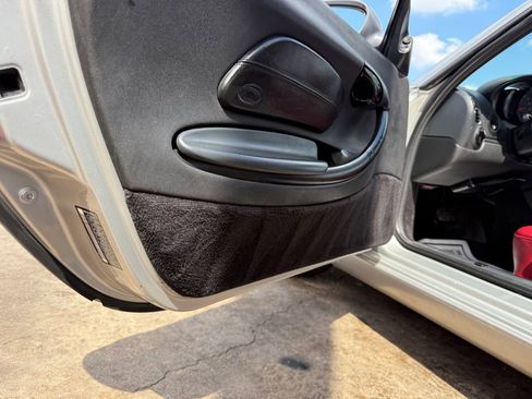 Used 1998 Porsche Boxster image 25