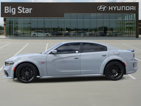 Used 2022 Dodge Charger Scat Pack image 2