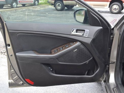 Used 2013 Kia Optima SX w/ Limited Pkg FWD image 26
