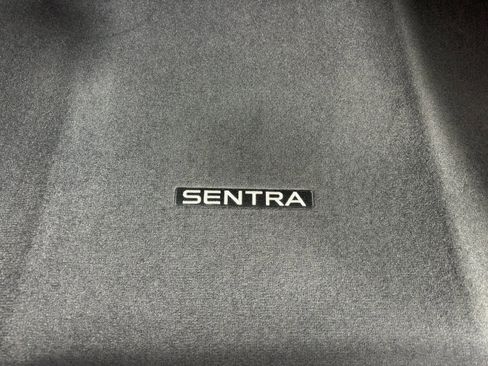 New 2026 Nissan Sentra SR w/ Floor Mat Package image 6