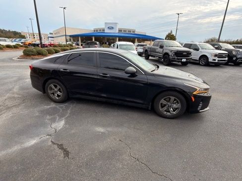 Used 2022 Kia K5 LXS image 11
