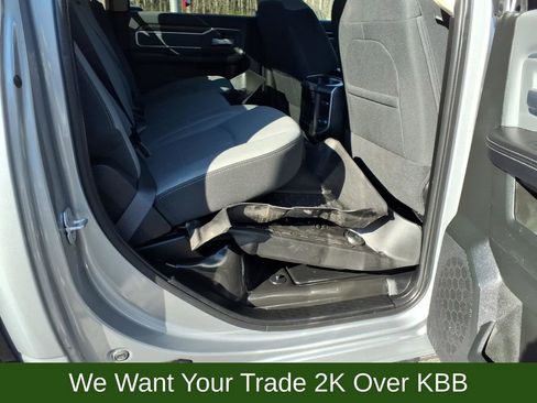 Used 2020 RAM 2500 Big Horn w/ Level 1 Equipment Group AWD/4WD image 26