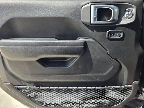 Used 2022 Jeep Wrangler Unlimited Rubicon 4xe w/ Cold Weather Group image 22