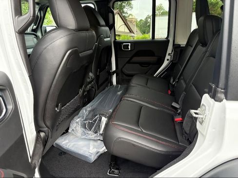 New 2025 Jeep Wrangler Unlimited Rubicon w/ Safety Group AWD/4WD image 11
