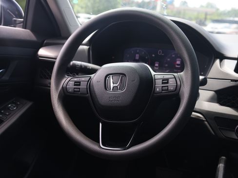 Used 2024 Honda Accord LX image 7