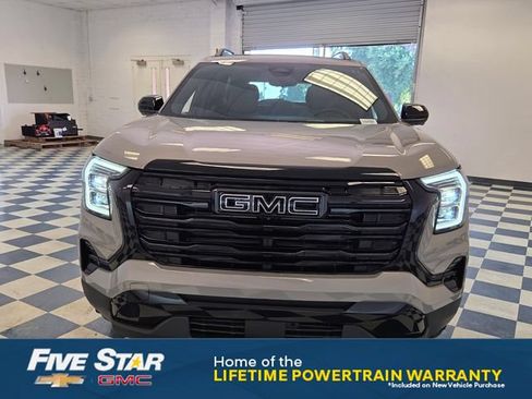 New 2026 GMC Terrain Elevation w/ Elevation Premium Package FWD image 2