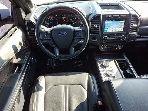 Used 2018 Ford Expedition Max Limited AWD/4WD image 12