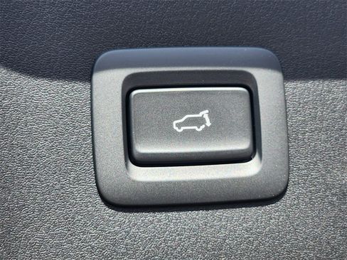 New 2025 MAZDA CX-5 AWD 2.5 S w/ Preferred Package image 24