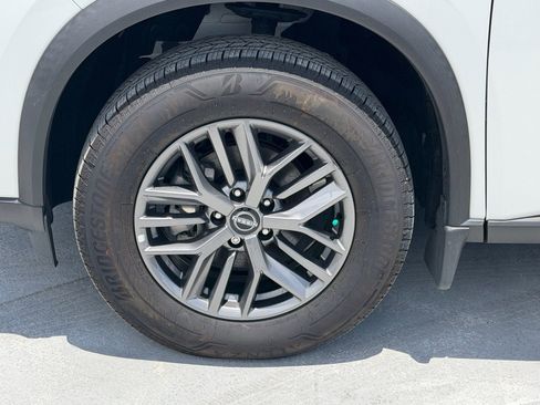 New 2025 Nissan Rogue S FWD image 10