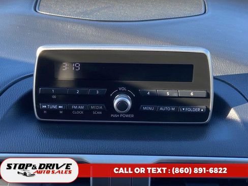 Used 2015 MAZDA MAZDA3 i SV image 13