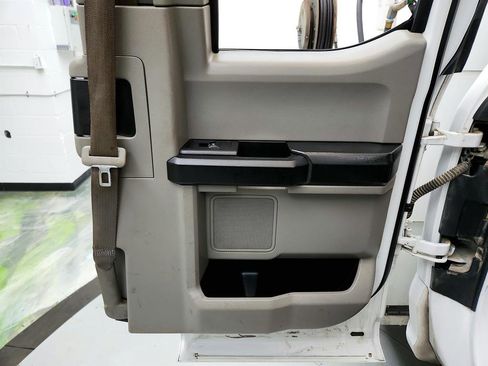 Used 2018 Ford F350 XL AWD/4WD image 26