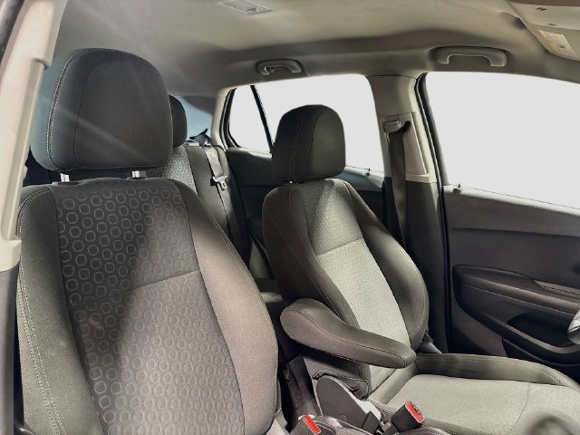 Used 2020 Chevrolet Trax LS FWD image 22