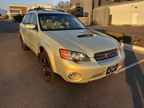 Used 2005 Subaru Outback 2.5XT Limited image 24