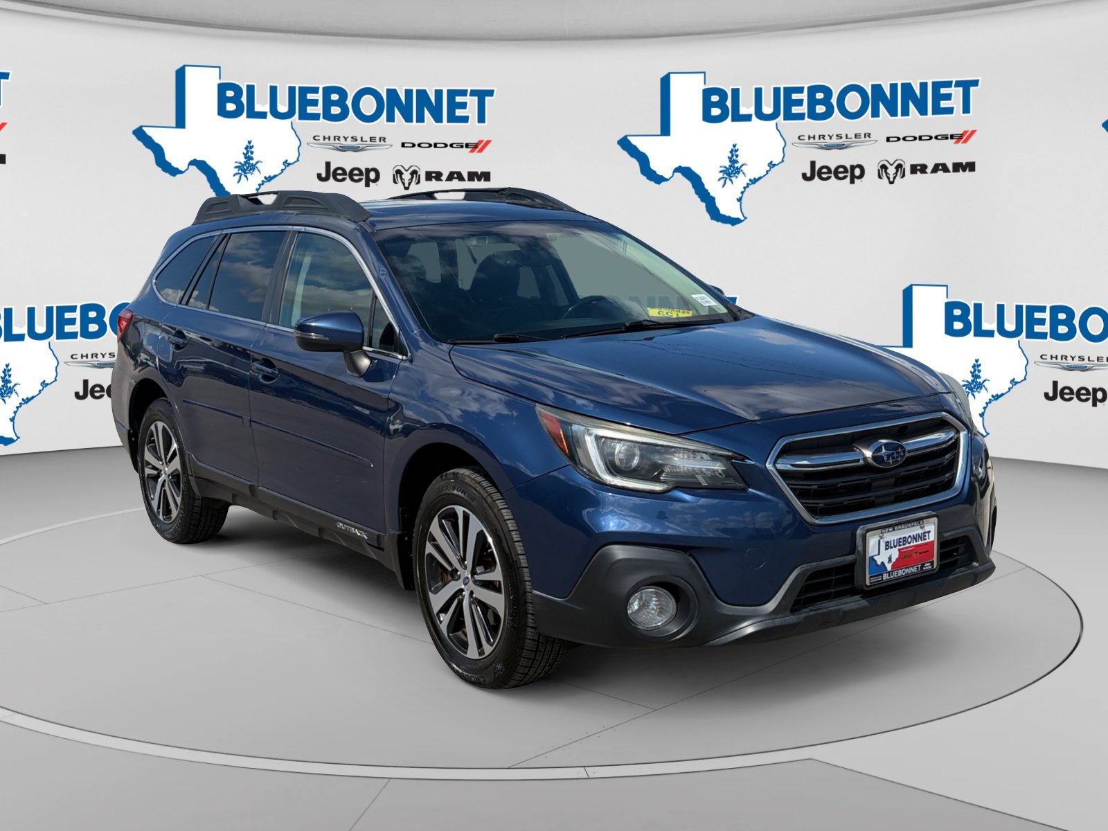 Used 2019 Subaru Outback 3.6R Limited AWD/4WD image 3