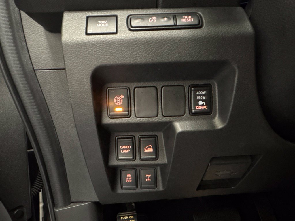 Used 2023 Nissan Frontier PRO-4X w/ Pro-4X Premium Package AWD/4WD image 18