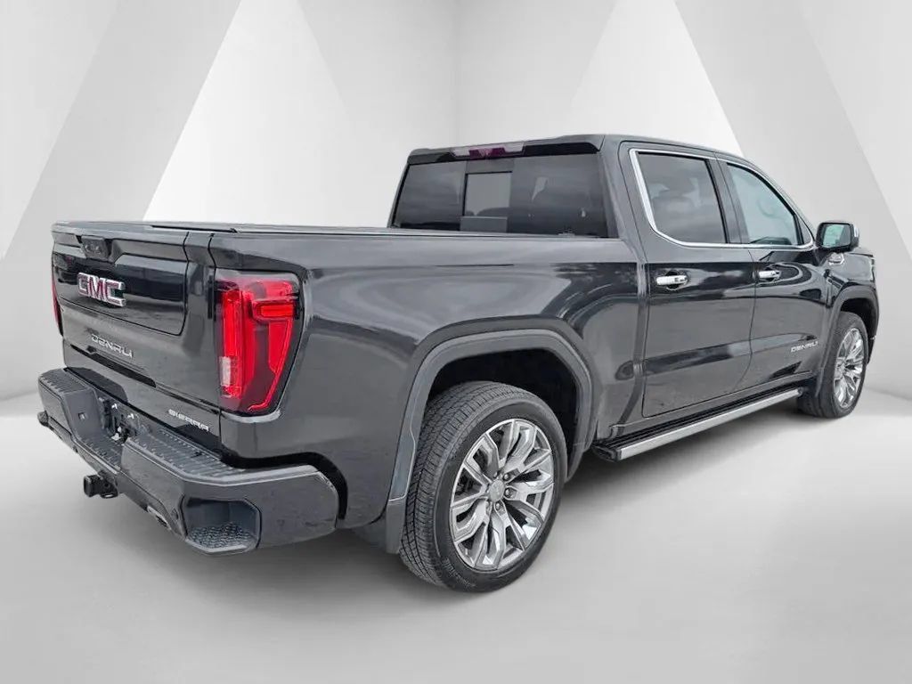 Used 2023 GMC Sierra 1500 Denali AWD/4WD image 8