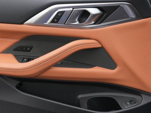 Certified 2026 BMW M440i Convertible RWD image 16