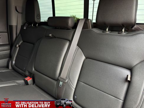 Used 2024 Chevrolet Silverado 2500 LTZ w/ LTZ Premium Package AWD/4WD image 27