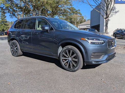 Certified 2023 Volvo XC90 B5 Core image 2