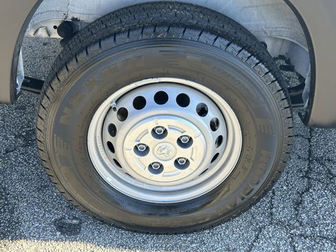 Used 2025 RAM ProMaster 3500 w/ Safety Group image 19