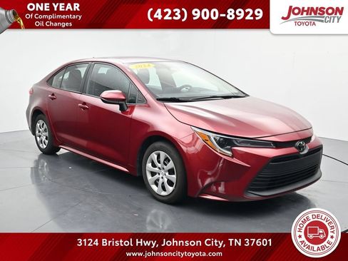 Used 2024 Toyota Corolla LE FWD image 1