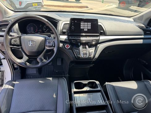 Used 2025 Honda Odyssey Elite image 17