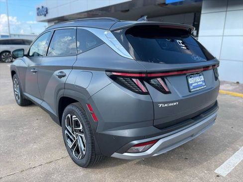 Used 2025 Hyundai Tucson Limited image 8