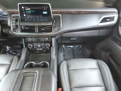 Used 2022 Chevrolet Tahoe Z71 w/ Luxury Package AWD/4WD image 20