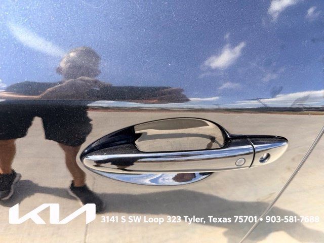 Used 2020 MAZDA CX-5 Touring FWD image 6