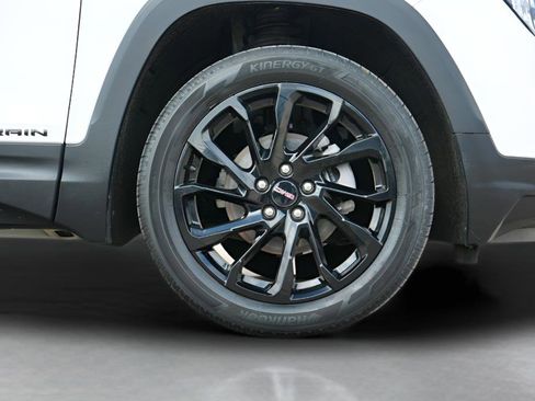 Used 2023 GMC Terrain SLT w/ Tech Package AWD/4WD image 10
