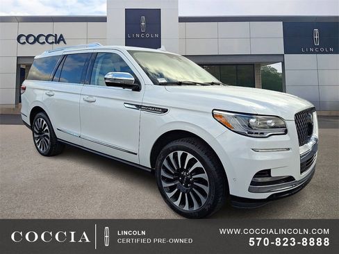 Certified 2024 Lincoln Navigator Black Label image 3