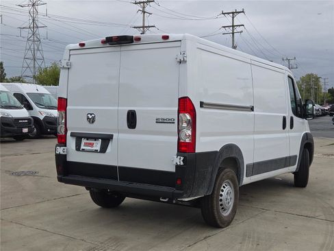 New 2026 RAM ProMaster 2500 image 11