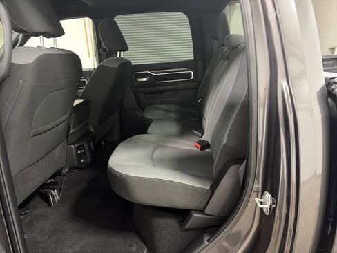 Used 2024 RAM 2500 Big Horn AWD/4WD image 24
